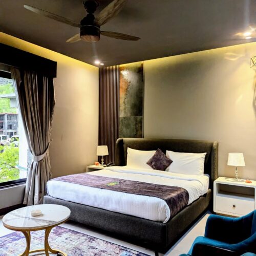 1. Premium Room