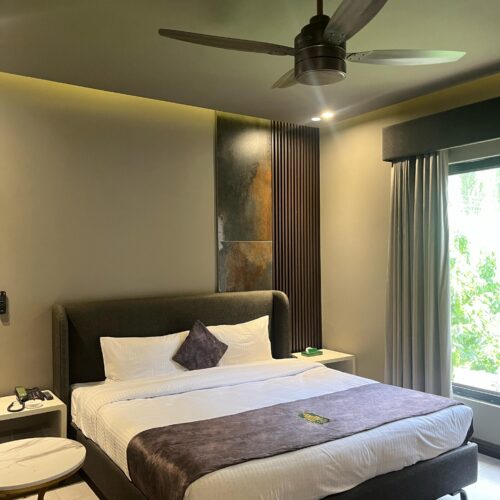 3. Executive Suite